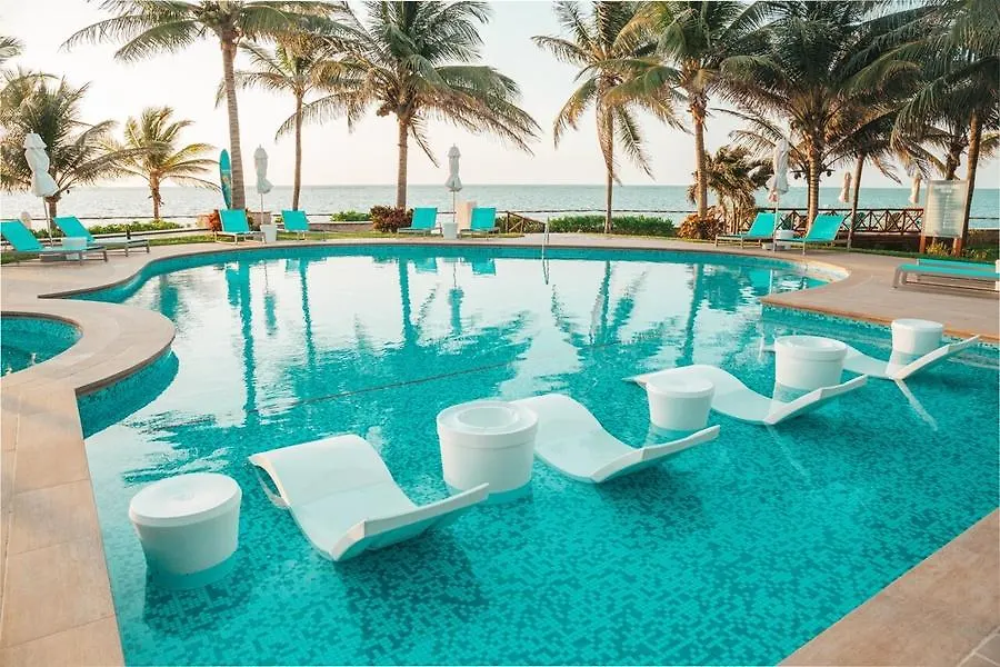 Margaritaville Island Reserve Riviera Cancún Hotel
